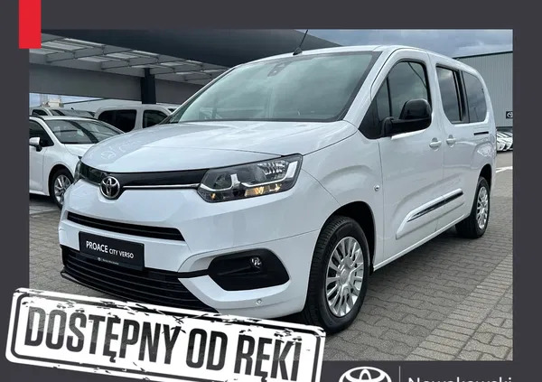 toyota Toyota Proace City Verso cena 142100 przebieg: 5, rok produkcji 2023 z Wąchock